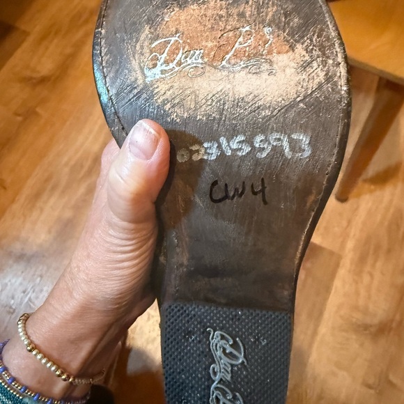 Dan Post Beautifully Embroidered Leather Ankle Boots size 9 - Picture 8 of 11